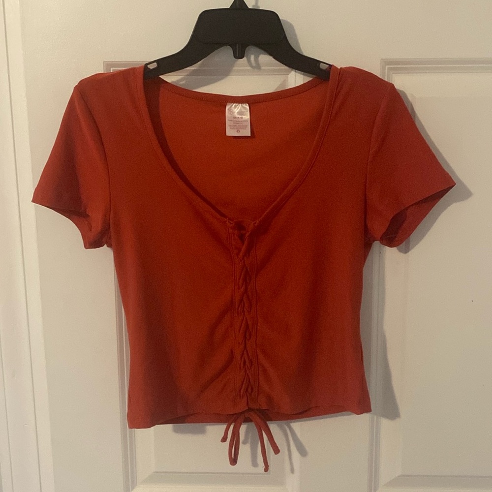 red no boundaries cropped top